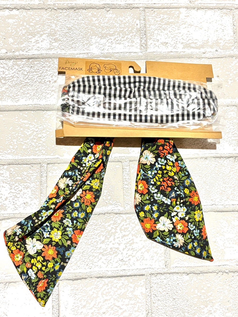 Berry 2-in-1 Floral Ribbon Hair Scarf with Black & White Stripe Mask NEW